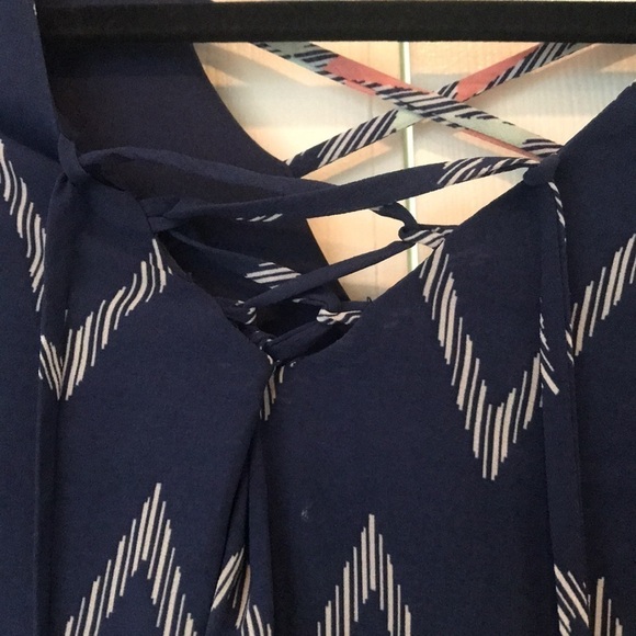 Xhilaration Bell Sleeve Flowy Mini Cocktail Dress Zigzag Retro Size L Party Work - Picture 3 of 6